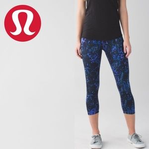Lululemon Wunder Under Crop II Floral Sport Iris 4